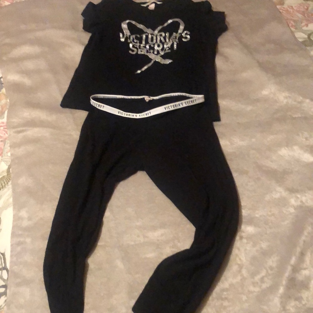 Vs pajamas